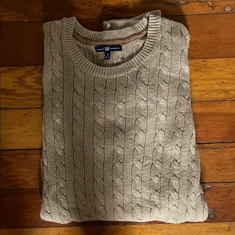 Womens Gap Cable Knit Sweater - Tan